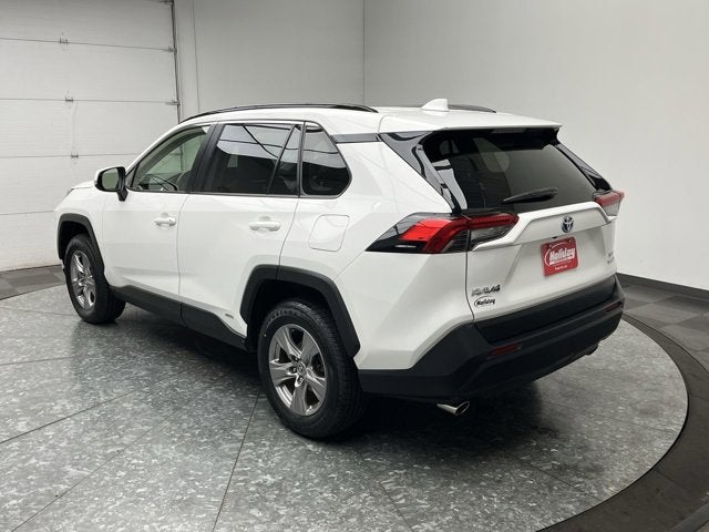 2022 Toyota RAV4 Hybrid XLE