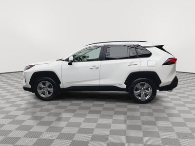 2022 Toyota RAV4 Hybrid XLE