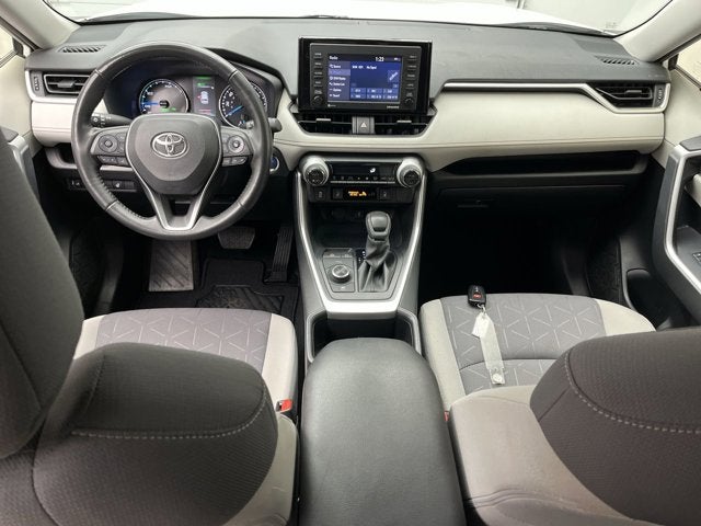 2022 Toyota RAV4 Hybrid XLE