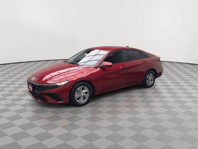 2025 Hyundai Elantra SE