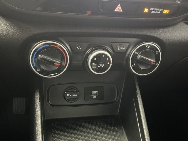 2021 Hyundai Venue SE