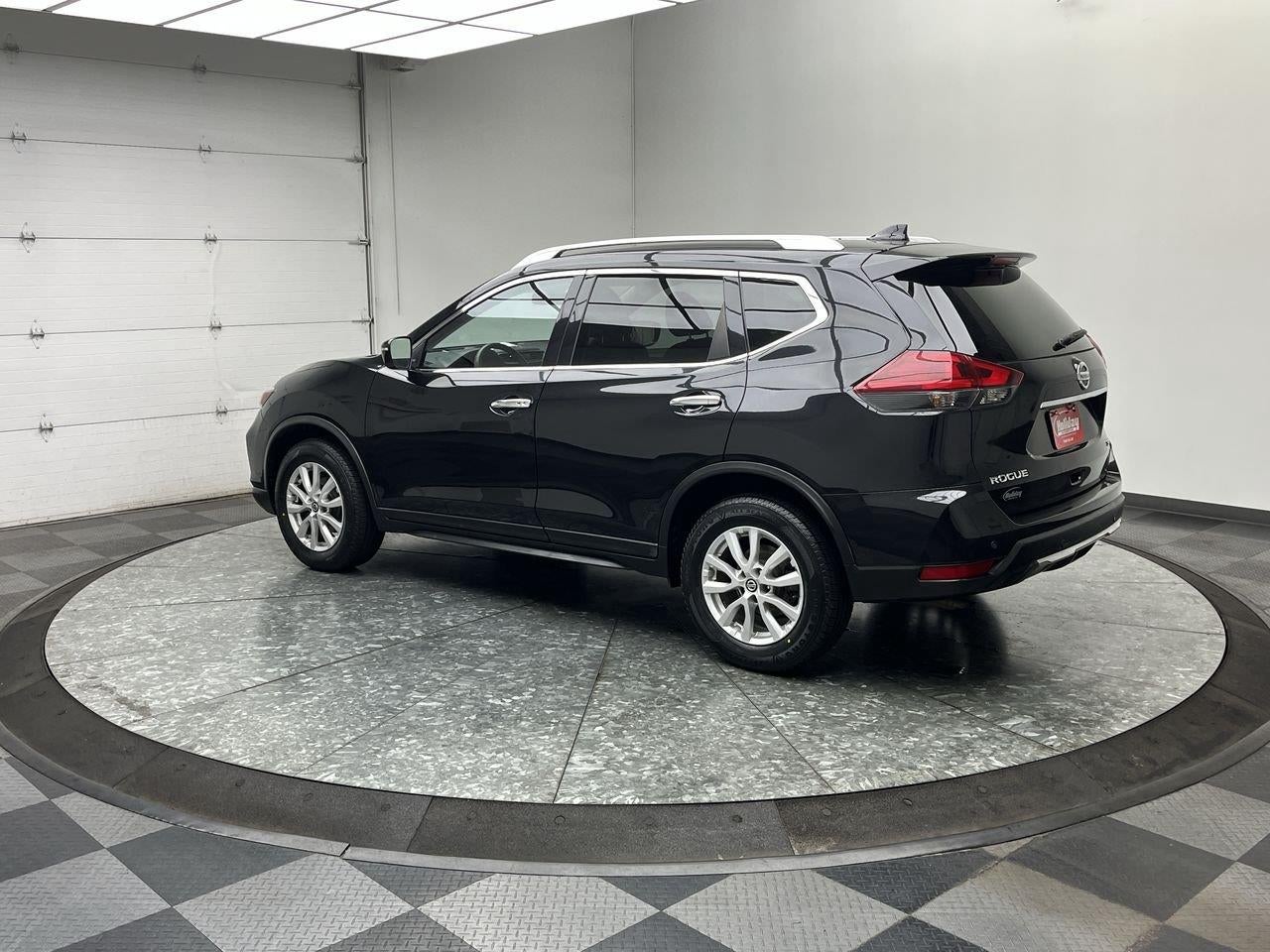 Used 2020 Nissan Rogue SV with VIN KNMAT2MV6LP516081 for sale in Fond du Lac, WI