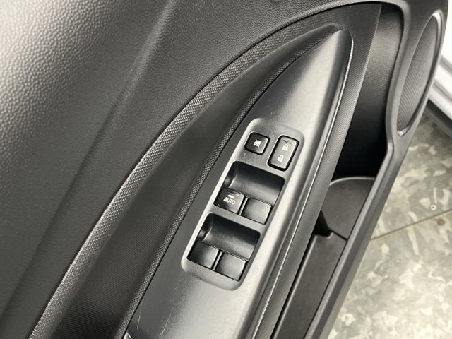 2018 Mitsubishi Mirage ES