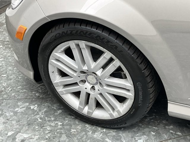 2009 Mercedes-Benz C-Class 3.0L Luxury