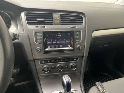2015 Volkswagen e-Golf Limited Edition