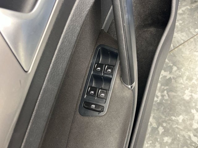 2015 Volkswagen e-Golf Limited Edition