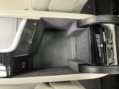 2022 Volvo XC90 Momentum