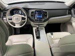 2022 Volvo XC90 Momentum