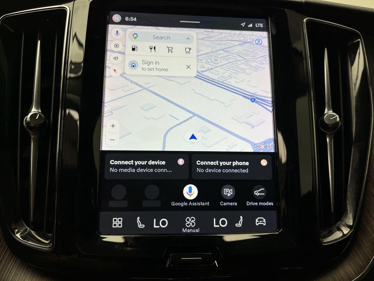 2022 Volvo XC60 Momentum