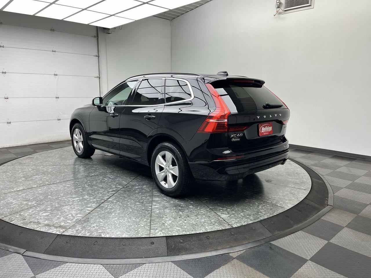 2022 Volvo XC60 Momentum
