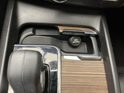 2022 Volvo XC60 Momentum