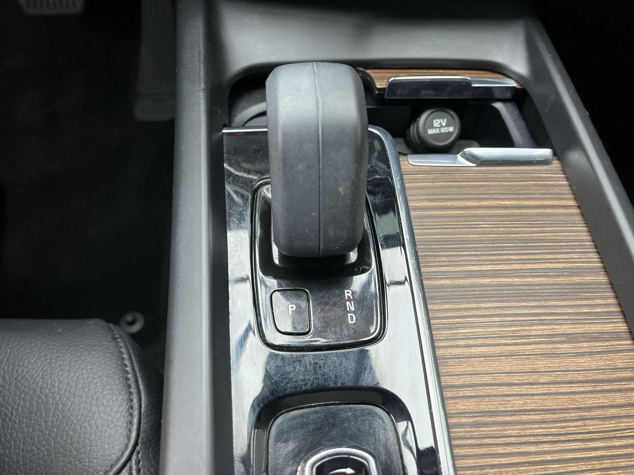2022 Volvo XC60 Momentum