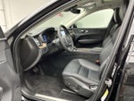 2022 Volvo XC60 Momentum