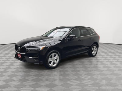 2022 Volvo XC60 Momentum