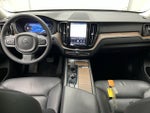 2022 Volvo XC60 Momentum