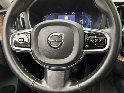 2024 Volvo XC60 Plus Dark Theme