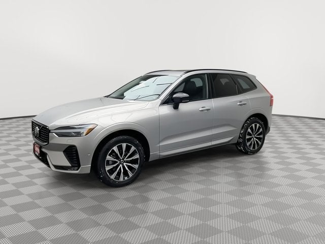2024 Volvo XC60 Plus Dark Theme