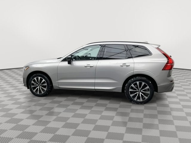 2024 Volvo XC60 Plus Dark Theme