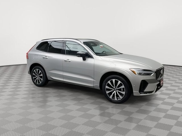 2024 Volvo XC60 Plus Dark Theme