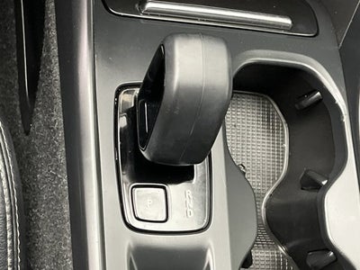 2023 Volvo XC40 Core
