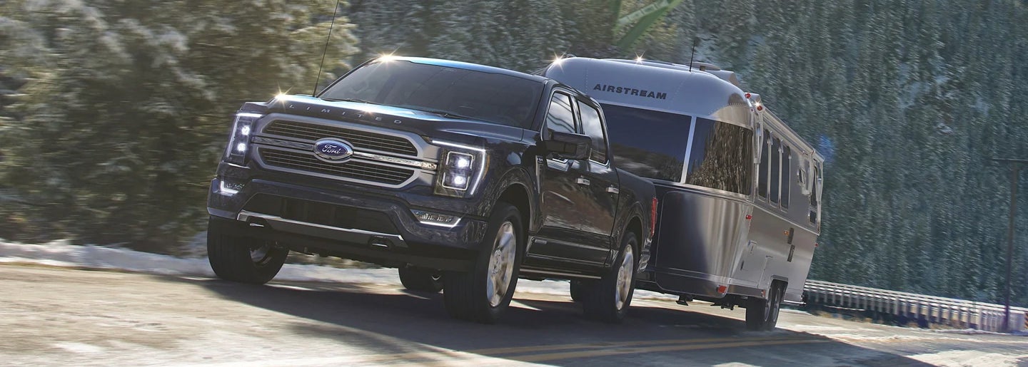 Ford F-150 Towing Trailer